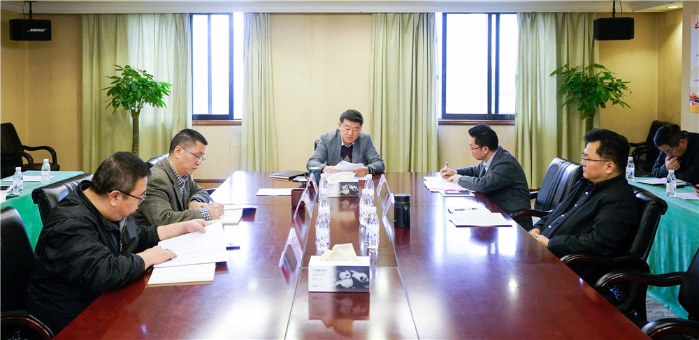省J9直营集团集团党委召开中心组（扩大）会议通报进建党的十九届四中全会心灵