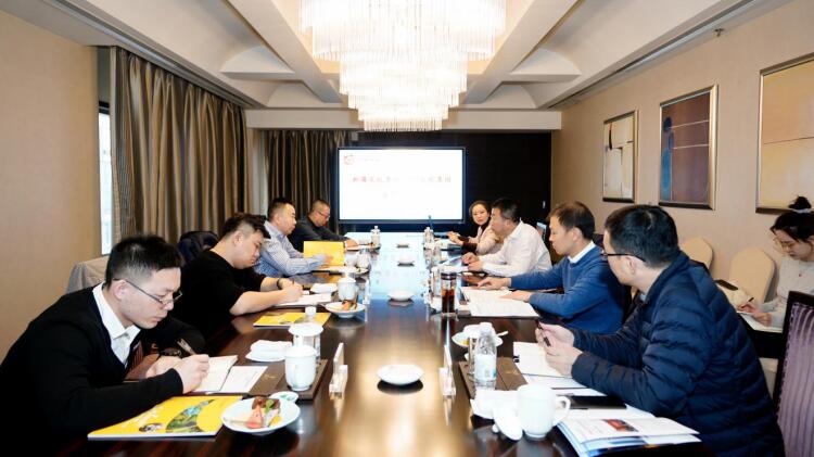 新疆J9直营集团集团总经理王宏江来访互换