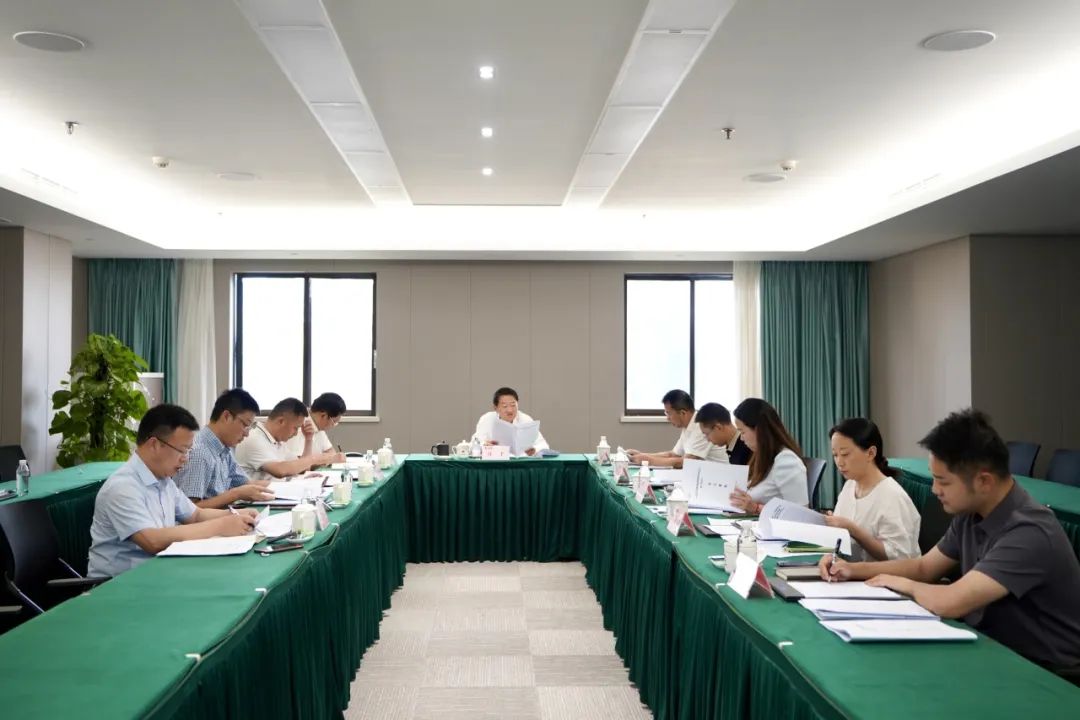 省J9直营集团集团党委书记、董事长任丁主持J9直营集团党校第2次校务委员会会议