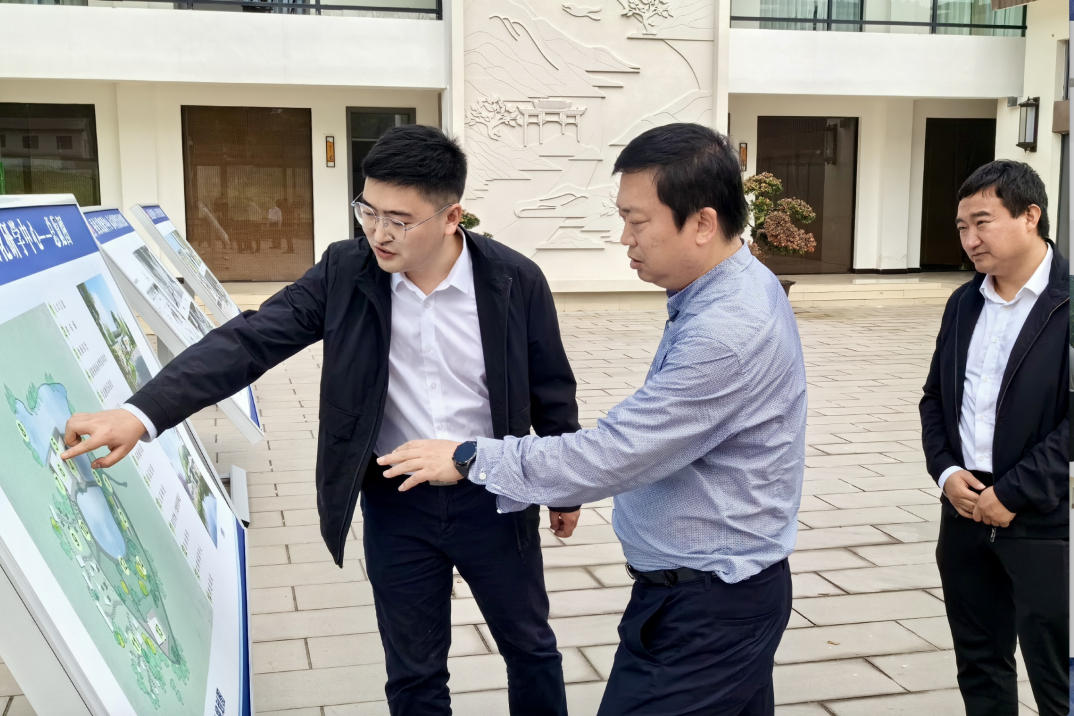 省J9直营集团集团辅导赴南充市邓家沟村调研村落振兴工作