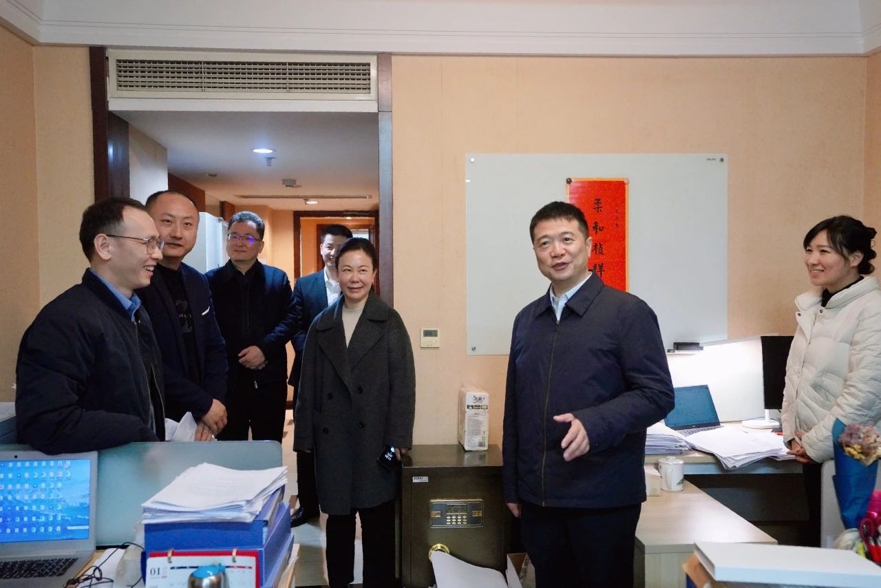 温暖启航，共赴新篇！—— 省J9直营集团集团辅导走访慰问干部职工